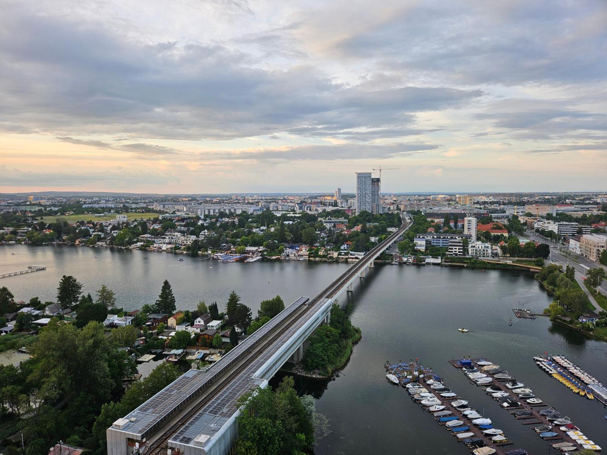 Yuki'S Place - Un-Vic, Danube Beach And Subway Near To Downtown Wenen Buitenkant foto